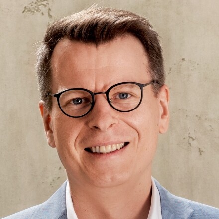 Roman Kirschbauer